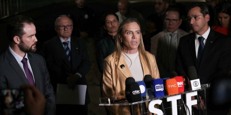 “O próprio banco pagará o empréstimo”, diz Celina após CLDF aprovar projeto do BRB