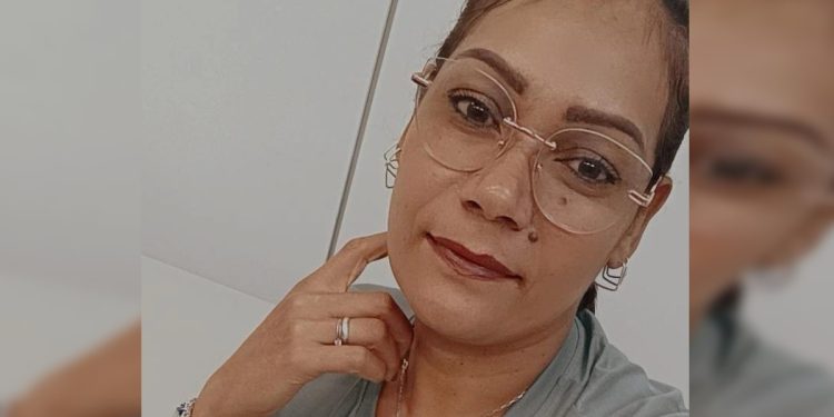 Corpo de vítima de feminicídio no DF é enterrado neste domingo (21/6)