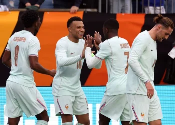 Campeões da Champions League se apresentam à seleção francesa