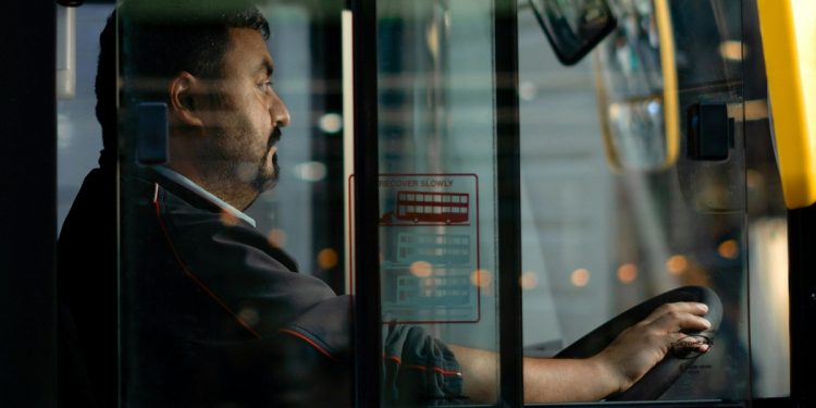 Medicina do sono: como o descanso influencia a segurança de motoristas