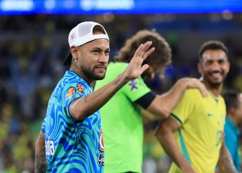 Neymar deve ficar fora da estreia do Brasil na Copa do Mundo