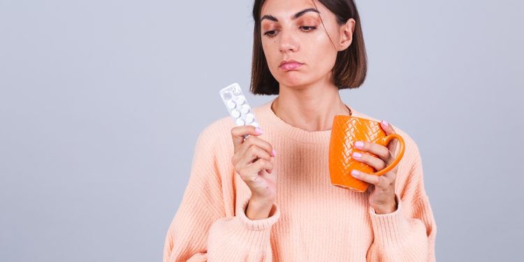 Estudo relaciona anticoncepcional a sinais de compulsão alimentar