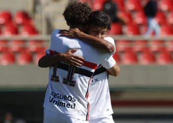 Sub-17 do São Paulo goleia o Clube Vital pelo Paulista; confira como foi