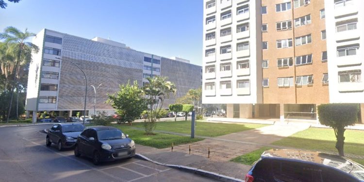 Homem invade apartamento na Asa Sul e furta joias de idosa