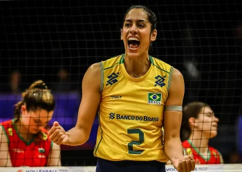 Brasil vence Itália e assume liderança da Liga das Nações feminina