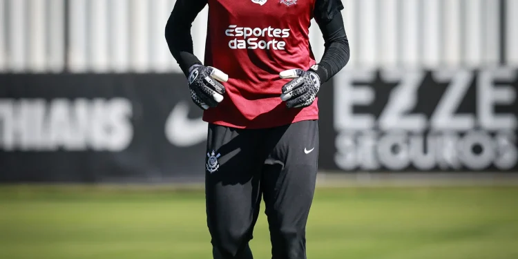 Corinthians realiza treino técnico e tático em 15º dia da intertemporada