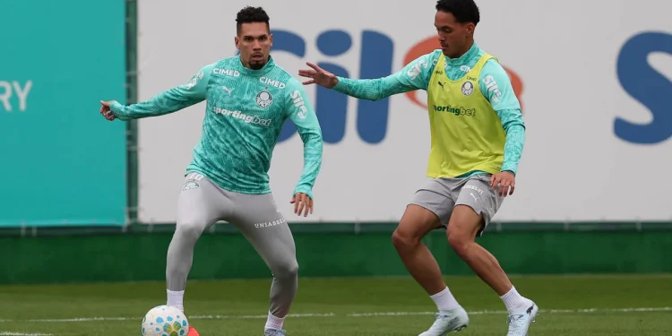 Paulinho faz dois gols, e Palmeiras goleia o Mauaense em jogo-treino na Academia de Futebol