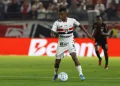 Marcos Antônio lamenta derrota do São Paulo e cobra reação: “Continuar trabalhando”