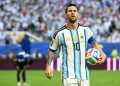Argentina “vai competir até o fim”, garante Messi após classificação dramática