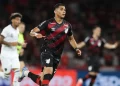 Athletico-PR empresta atacante ao futebol árabe