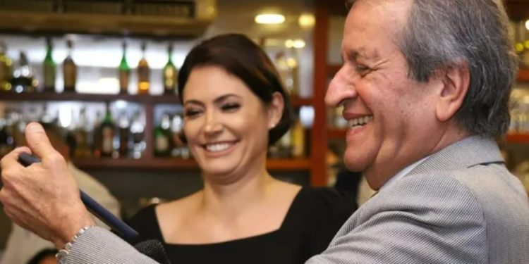Valdemar sobre Michelle ao Senado no DF: “Acho que sai e fica em 1º”