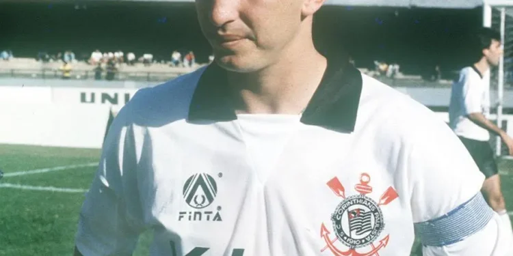 Estreia de Neto pelo Corinthians completa 37 anos; relembre em fotos