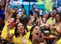 Bares do DF cobram entrada em dia de jogo do Brasil. Prática é legal?