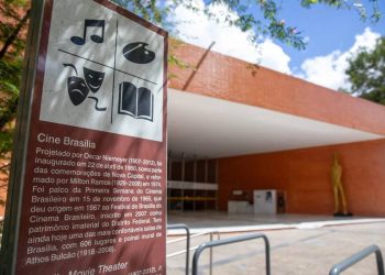 Secretaria de Cultura descarta fechamento do Cine Brasília