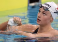 Canadense Summer McIntosh bate o recorde mundial mais antigo da natação feminina