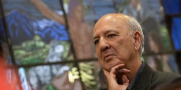Caixa de Pandora: TJDFT mantém bloqueio de bens de Arruda e mais cinco