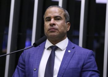 Campeão de gastos com gasolina, Fred Linhares encheu tanque 3x no mesmo dia