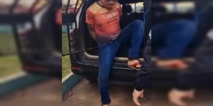 Homicida reage à prisão e é contido com golpe de jiu-jítsu após roubo