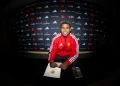 Manchester United anuncia a contratação de Andrey Santos